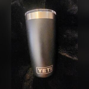 Yeti Small Rambler Tumbler, NWT